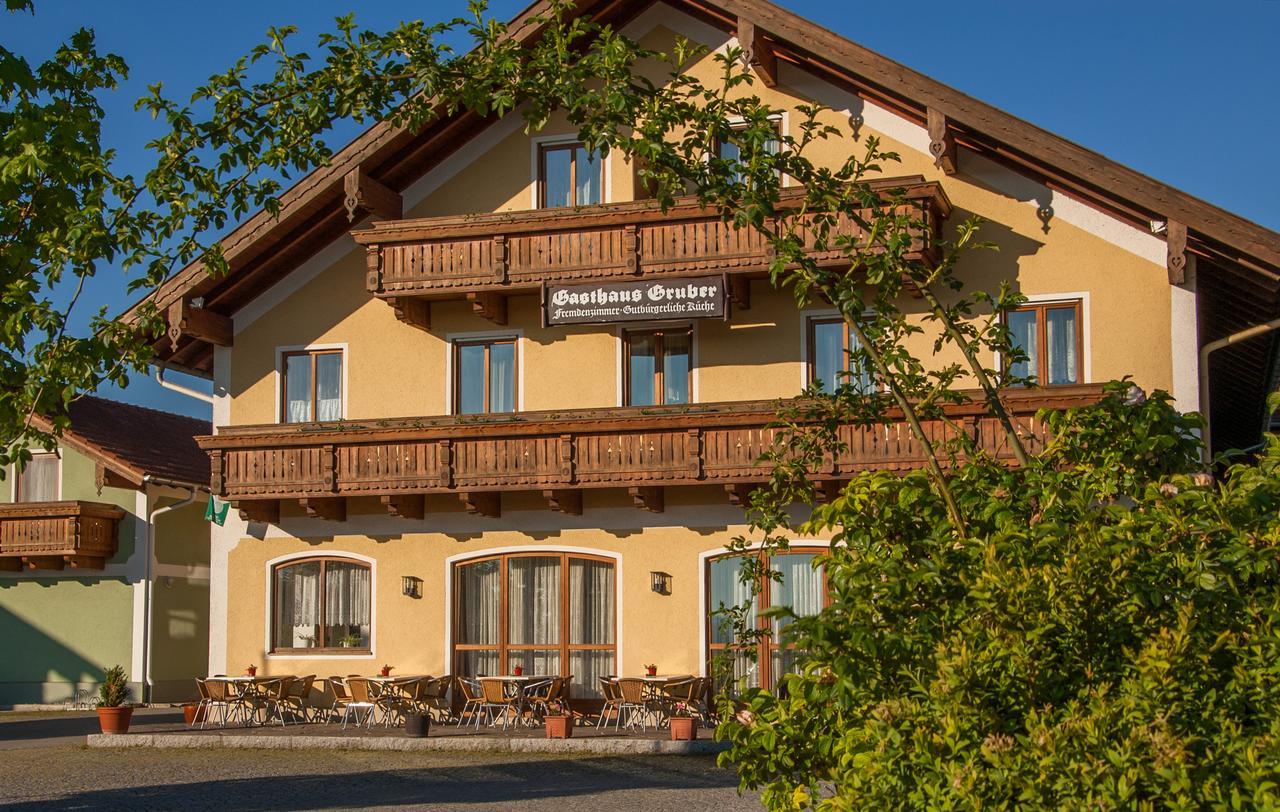 Hotel Gasthof Gruber Fridolfing Exterior foto